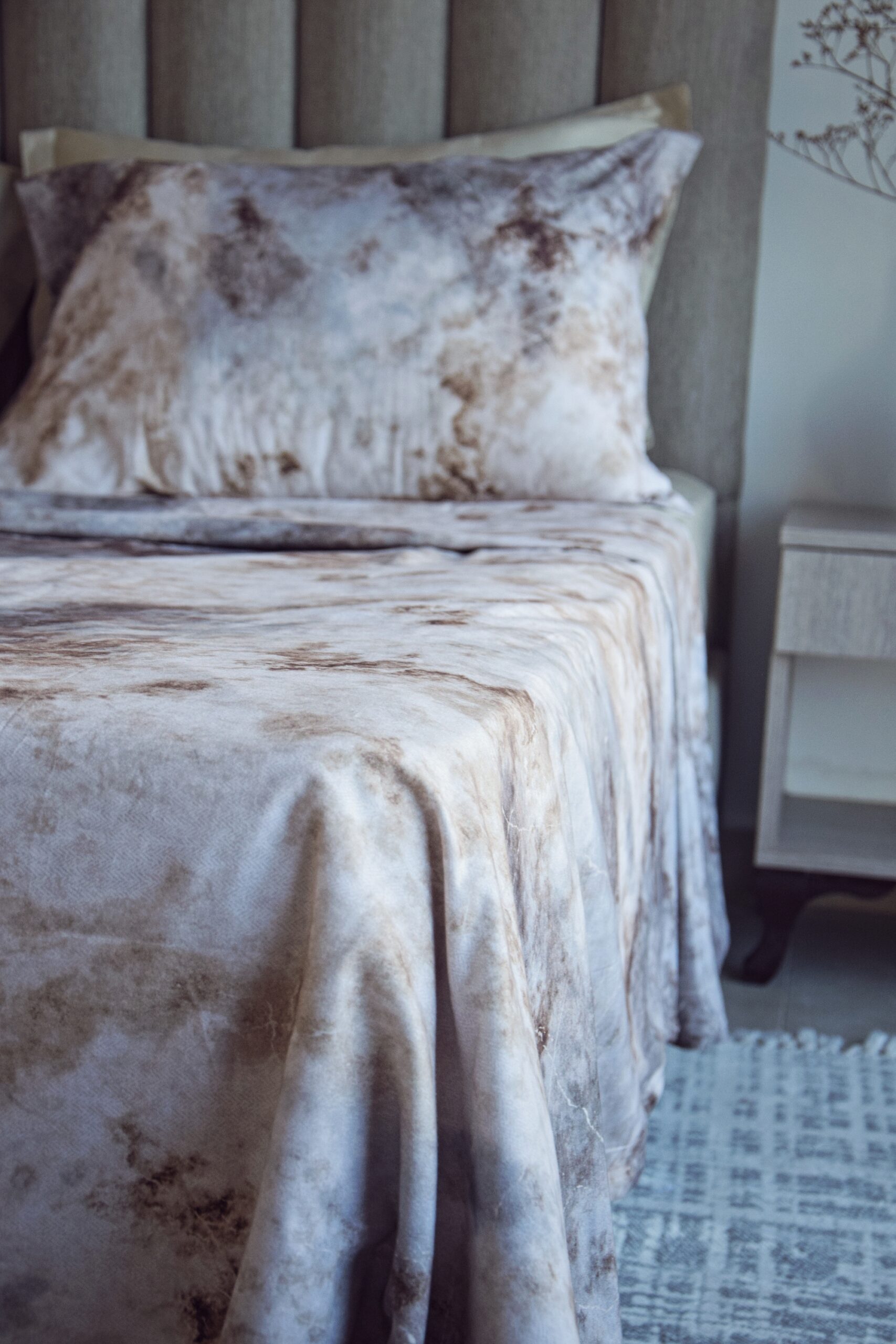 "Forêt marbrée": Parure de lit Hivernale 100% satin de coton – Image 5