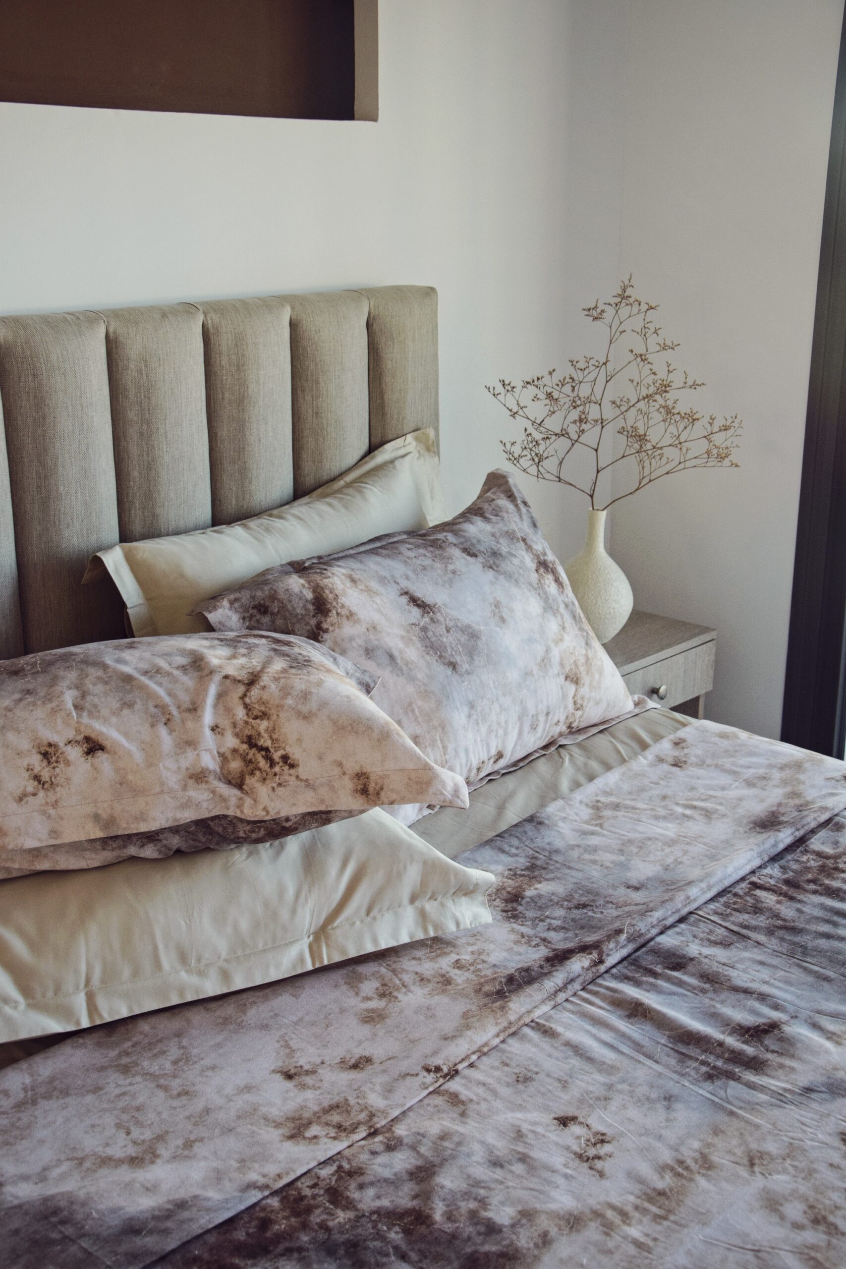 "Forêt marbrée": Parure de lit Hivernale 100% satin de coton – Image 2