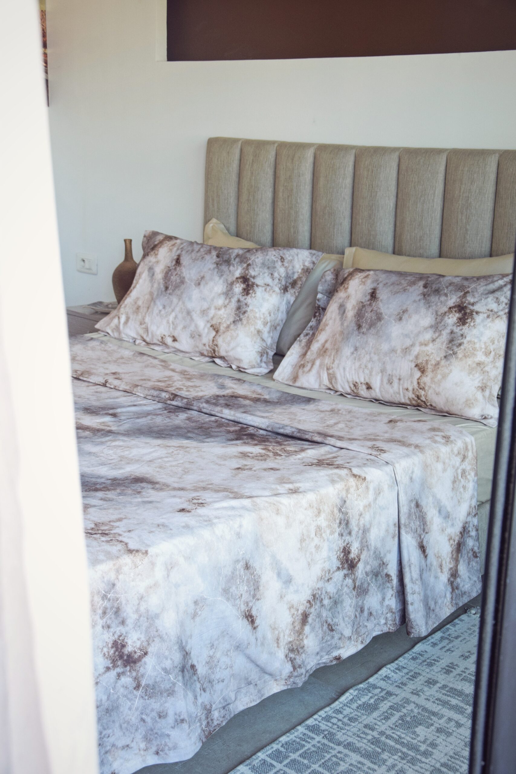 "Forêt marbrée": Parure de lit Hivernale 100% satin de coton – Image 3